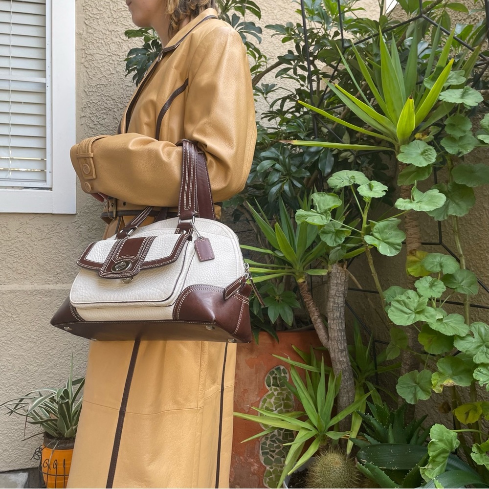 Vintage tan/brown Newportnews leather full length coat - Picture 2 of 14